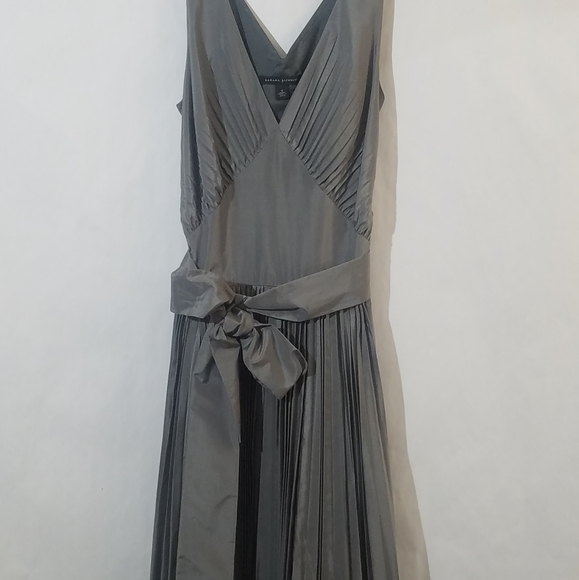 Banana republic silk silver gray dress - Picture 3 of 16